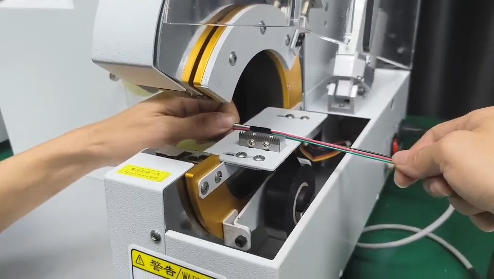 Intelligent Long-Line PVC Adhesive Tape Wrapping Machine - Stable Wrapping for Extended Wire Harness