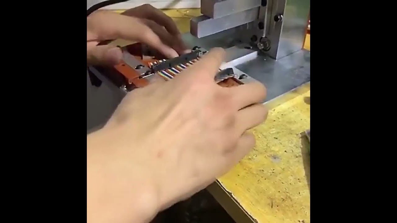 IDC-IPC Connector Cable Wire Pressing and Crimping Machine