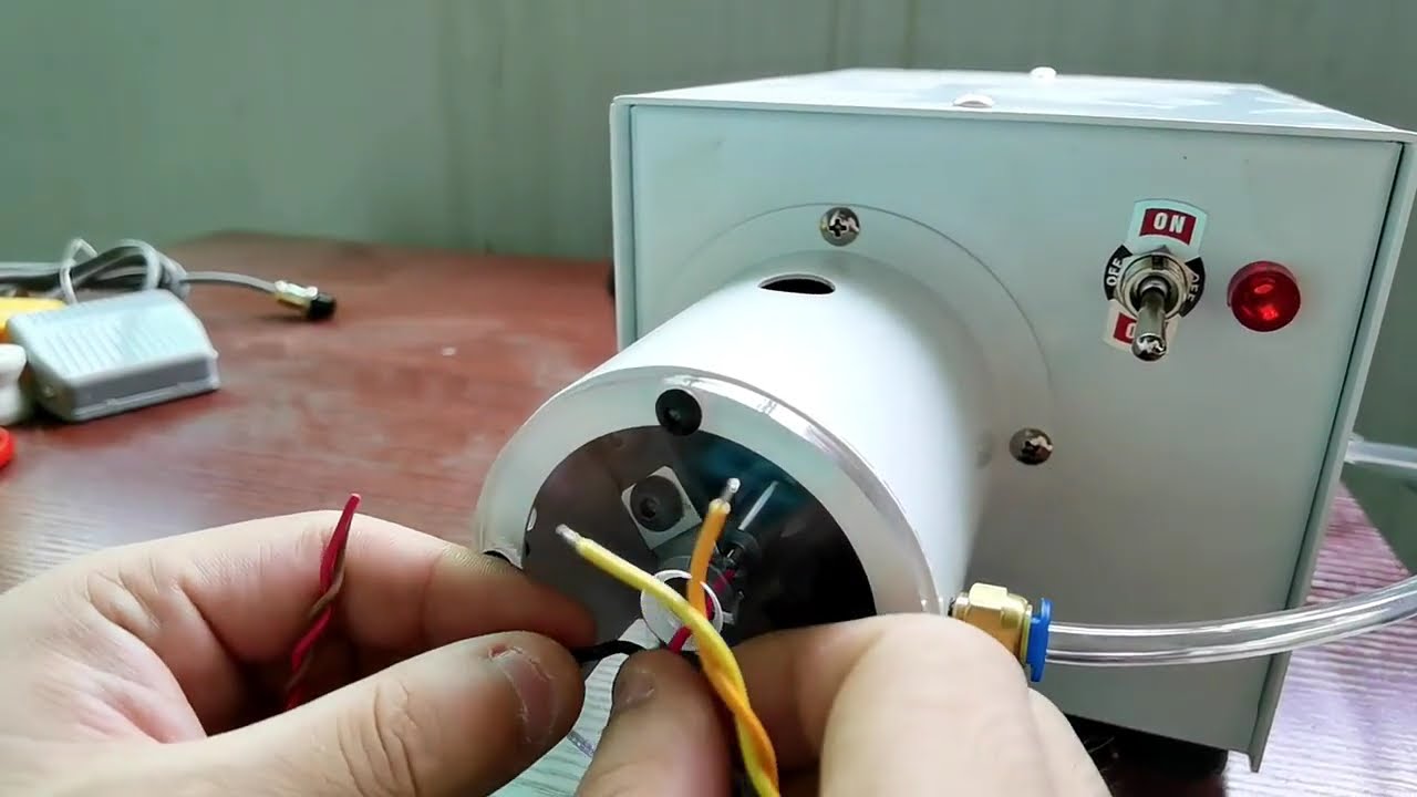 Core Wire Stripping and Twisting Machine Different Wire Diameters No Need to Change Blades