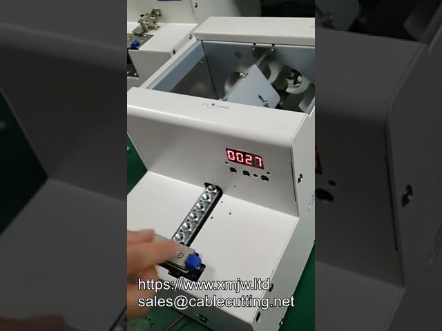 Intelligent Automatic Screw Nut Dispenser Feeder Screw Nut Conveyor Presenter