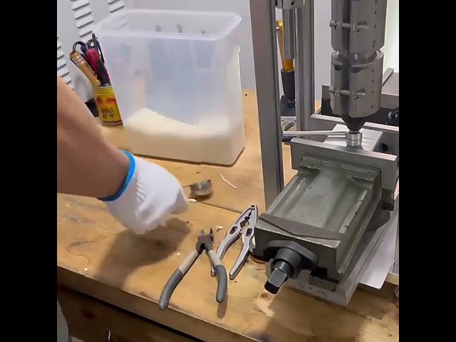 Mini Small Desktop Plastic Manufacturing Injection Molding Machine   For Small Size & Lab PE